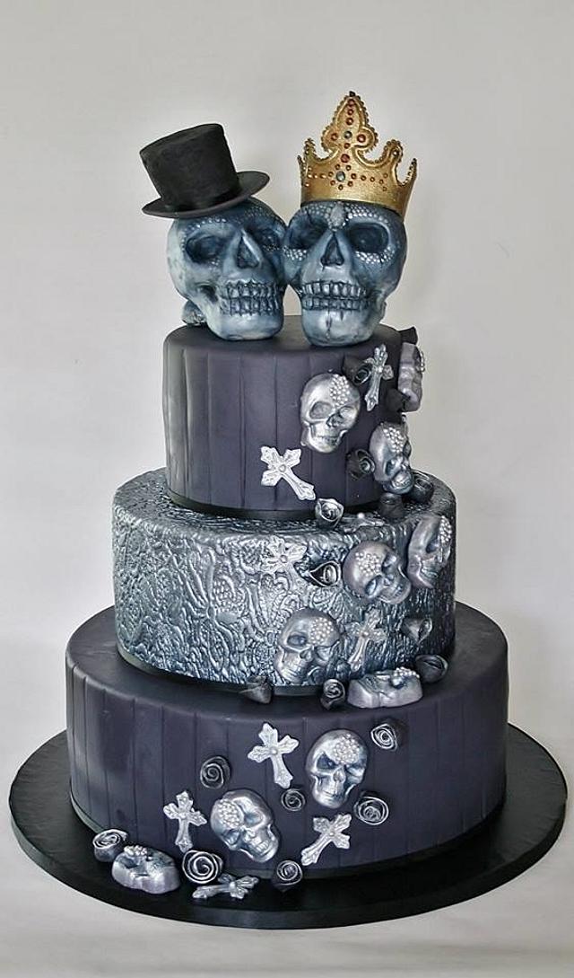 Scull Wedding Cake Decorated Cake By Sannas Tårtor Cakesdecor 1117