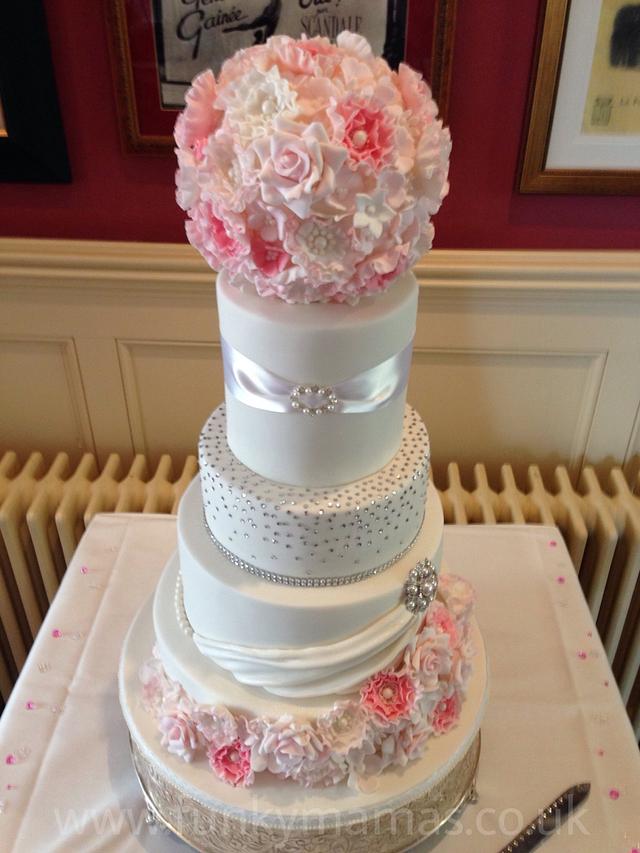Showstopper Wedding Cake - Cake by Funky Mamas - CakesDecor