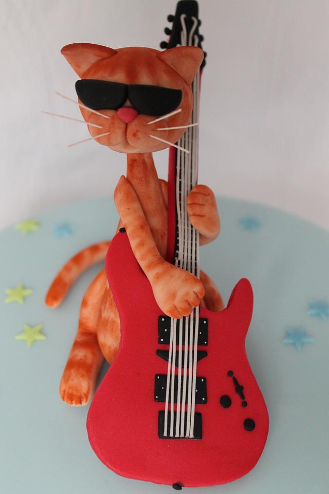 singing cat toy