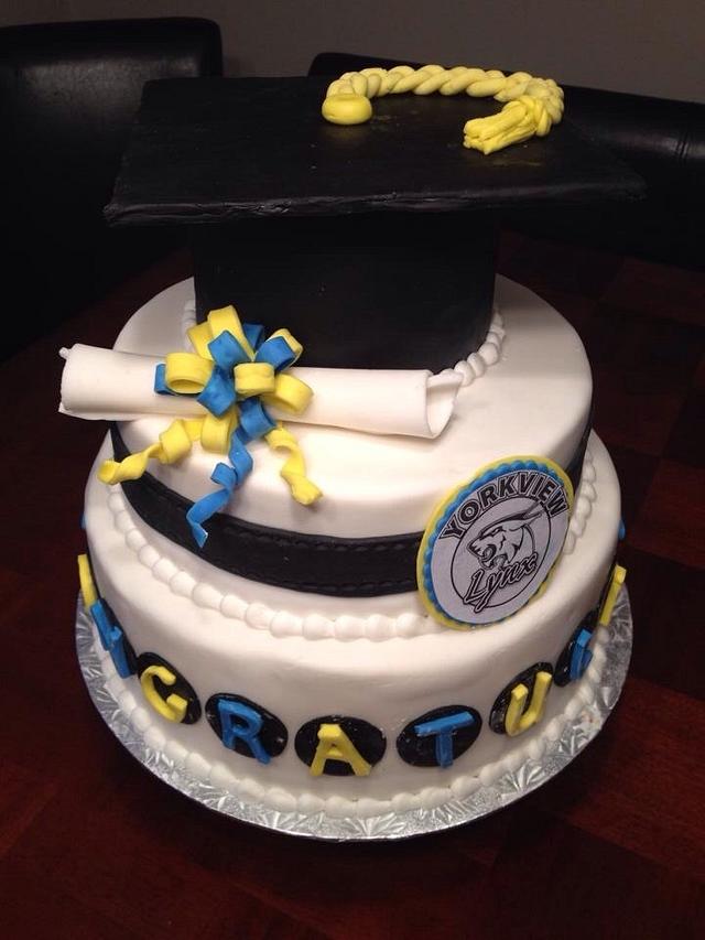 Grade 5 graduation cake - Decorated Cake by JACKIE - CakesDecor