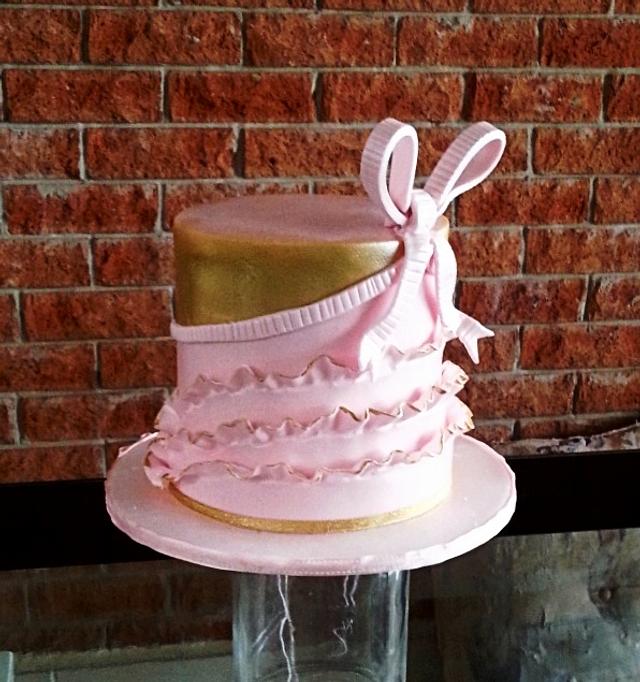 Pretty pink - Cake by The Custom Piece of Cake - CakesDecor