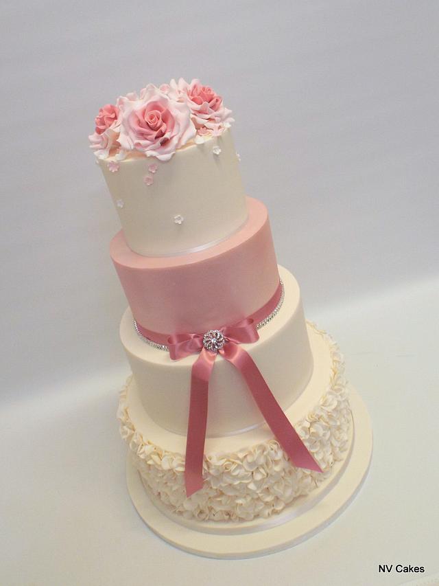 Simple Elegance - Decorated Cake by Nikki - CakesDecor