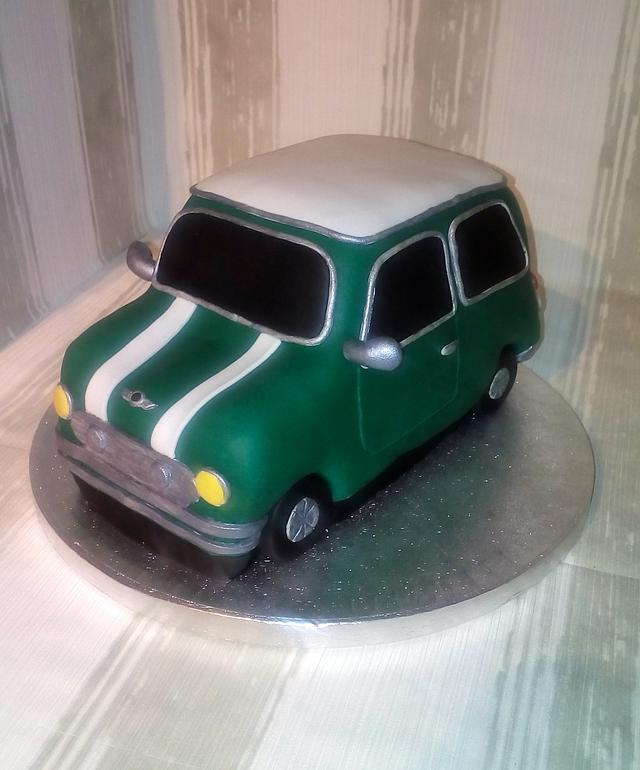 Mini cooper cake - Decorated Cake by Milena - CakesDecor