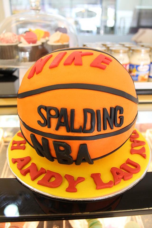 Basketball Cake - cake by Reggae's Loaf - CakesDecor