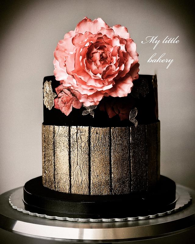 Elegant Cake Cake By Sandra Draskovic Cakesdecor