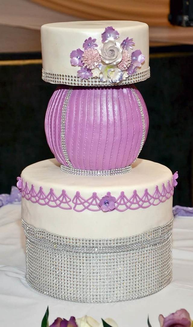 Sphere cake Decorated Cake by Comfort CakesDecor
