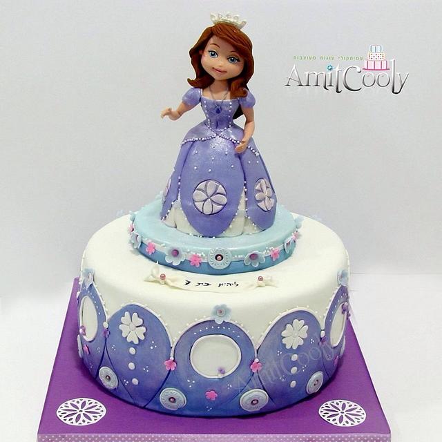 Princess Sofia - Decorated Cake by Nili Limor - CakesDecor