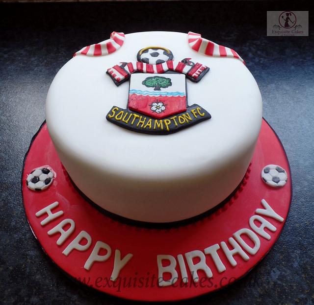 Football Cake - Decorated Cake by Natalie Wells - CakesDecor