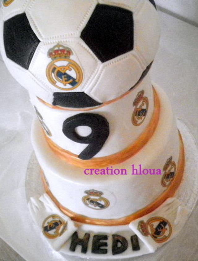Gateau Ballon De Foot Real Madrid Cake By Creation Cakesdecor