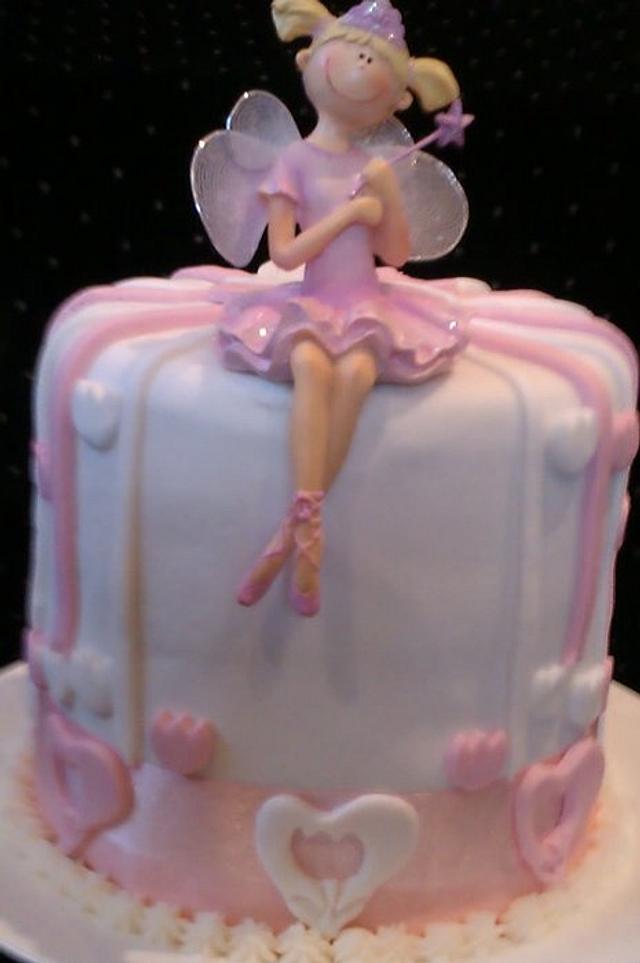 Fairy birthday cake. | Fairy birthday cake, Fairy cakes, Pig birthday cakes
