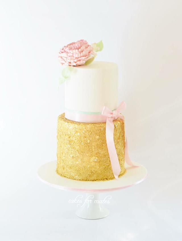 Gold Elegance - Decorated Cake by Cakes for mates - CakesDecor