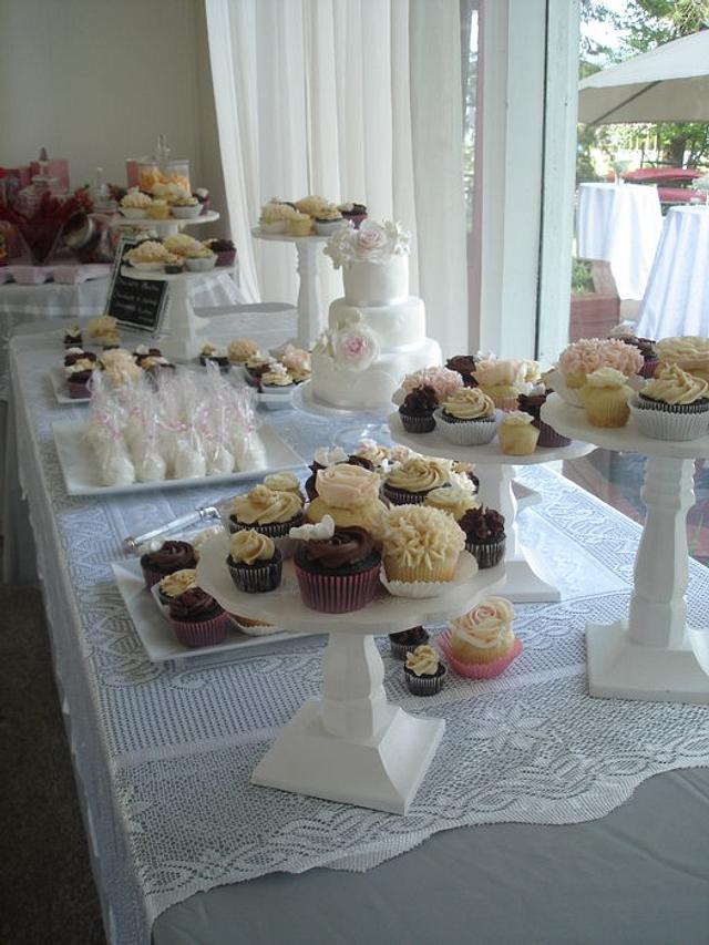 Sweet Treat Tables "wedding" - Cake by Shelly- Sweetened - CakesDecor