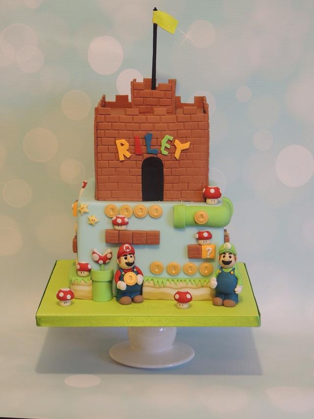 mario luigi cake