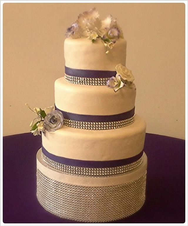 Three Tier wedding cake with bling. - Cake by Comfort - CakesDecor