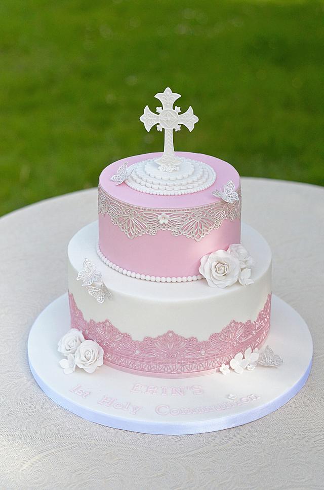 1st Holy Communion - Decorated Cake by The Chain Lane - CakesDecor