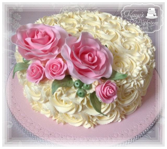 Buttercream Rose Cake Decorated Cake By Kayes Backroom Cakesdecor