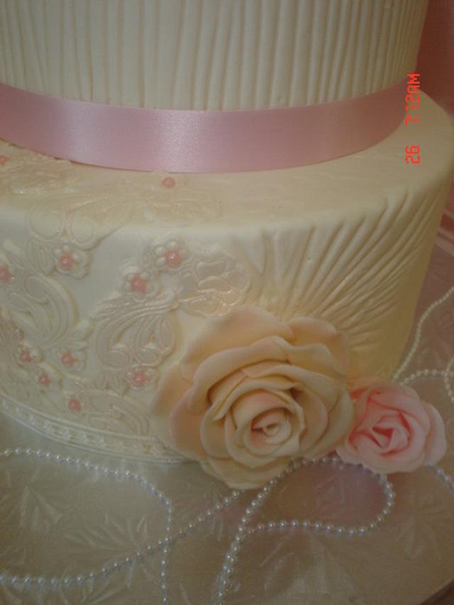 Rose and Pearl Wedding Cake - Cake by Rosa - CakesDecor