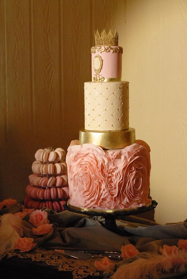 Glamorous Pink and Gold Wedding Cake