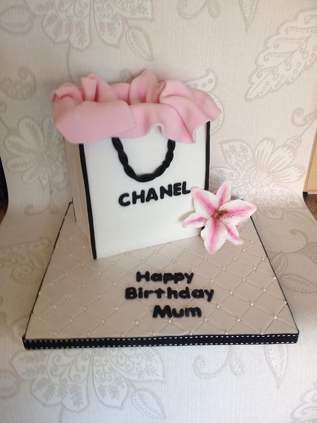 Chanel Gift Bag - Decorated Cake by Carol - CakesDecor