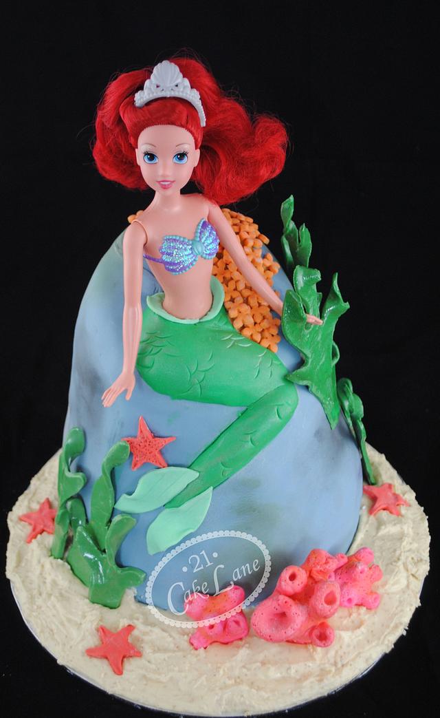 Ariel - The Little Mermaid - Decorated Cake by 21 Cake - CakesDecor