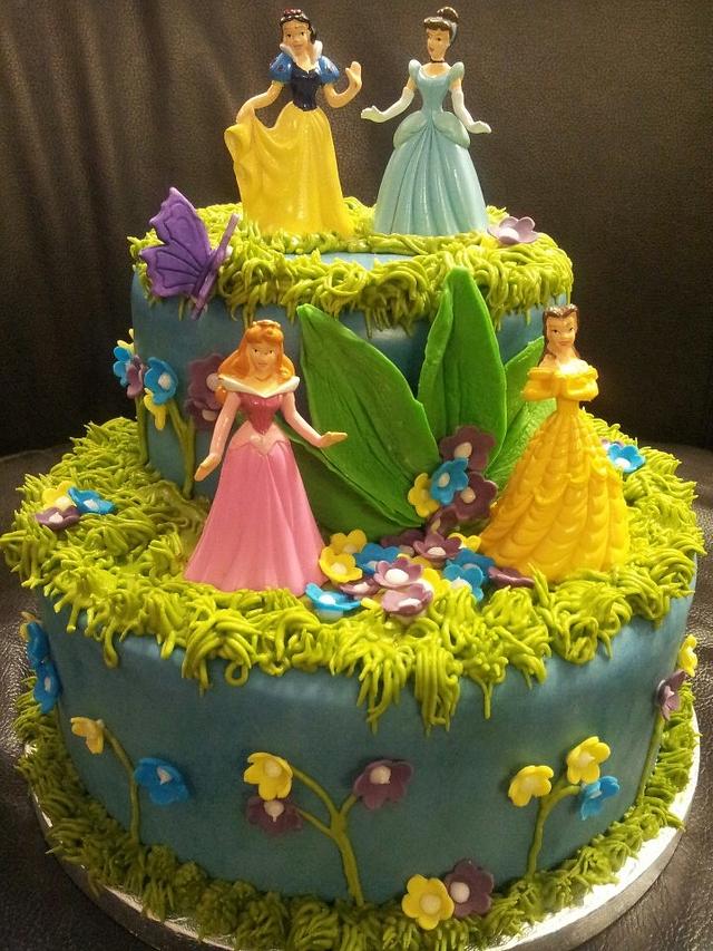 Fairytale cake - Decorated Cake by emmybell - CakesDecor