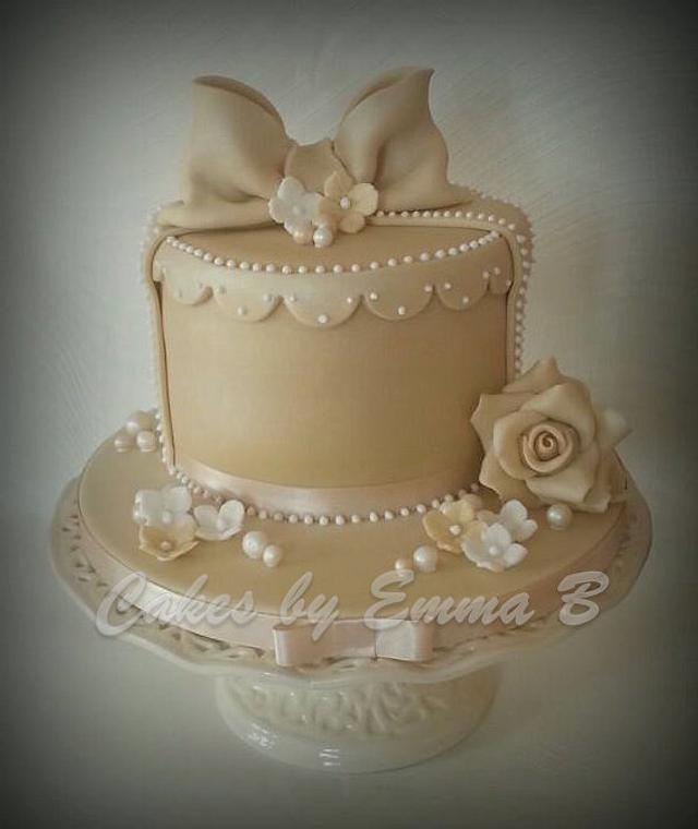 Vintage Inspired Birthday Cake - Cake by CakesByEmmaB - CakesDecor
