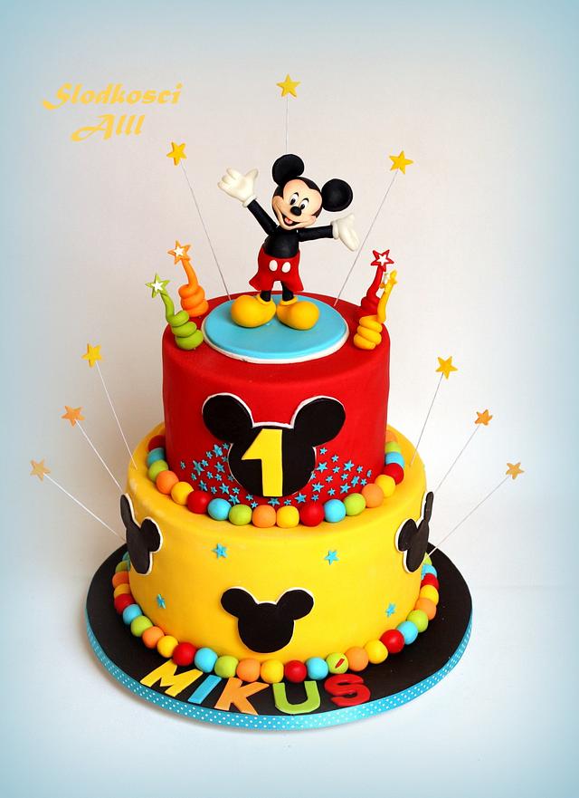 Mickey Mouse Cake Cake by Alll CakesDecor