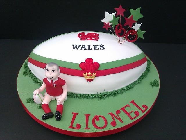 15 Awesome Rugby Ball Birthday Cake Ideas - What Kate Baked