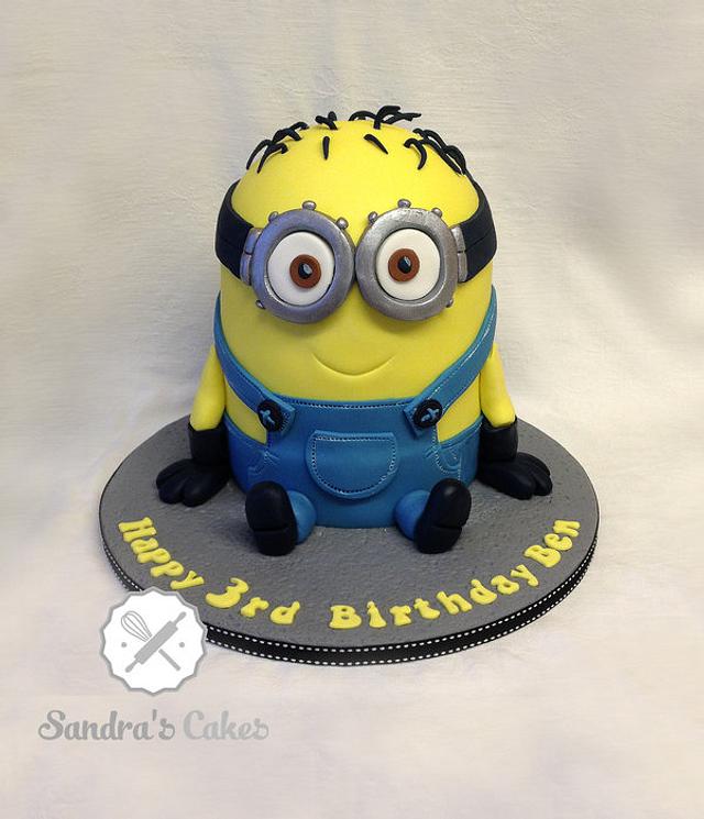 Minion - Decorated Cake by Sandra's cakes - CakesDecor