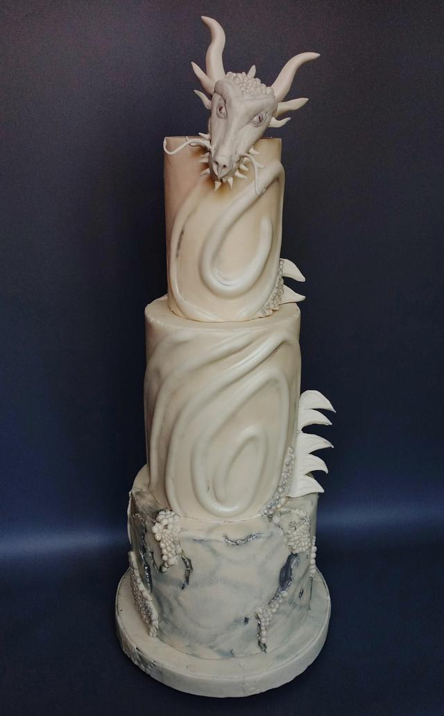 Dragon -Avant-garde cake challenge - Decorated Cake by - CakesDecor