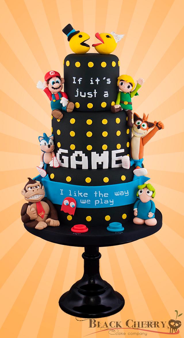 Gaming Wedding Cake Cake by Little Cherry CakesDecor