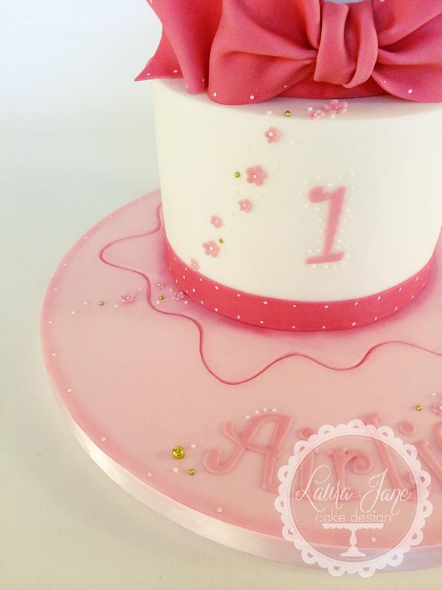 Princess Peppa Pig Cake By Laura Davis Cakesdecor