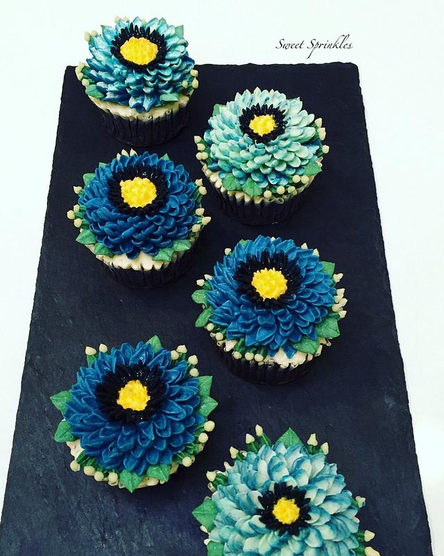 Buttercream Dahlia Decorated Cake by Deepa Pathmanathan CakesDecor