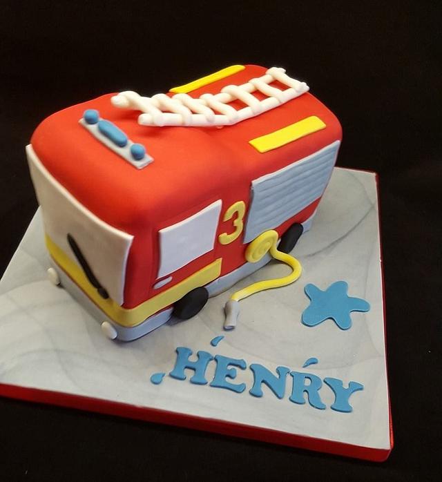 Little Fire Engine - Decorated Cake By Domino Cakes - Cakesdecor