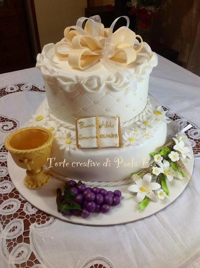 First communion cake - Decorated Cake by Paola Esposito - CakesDecor