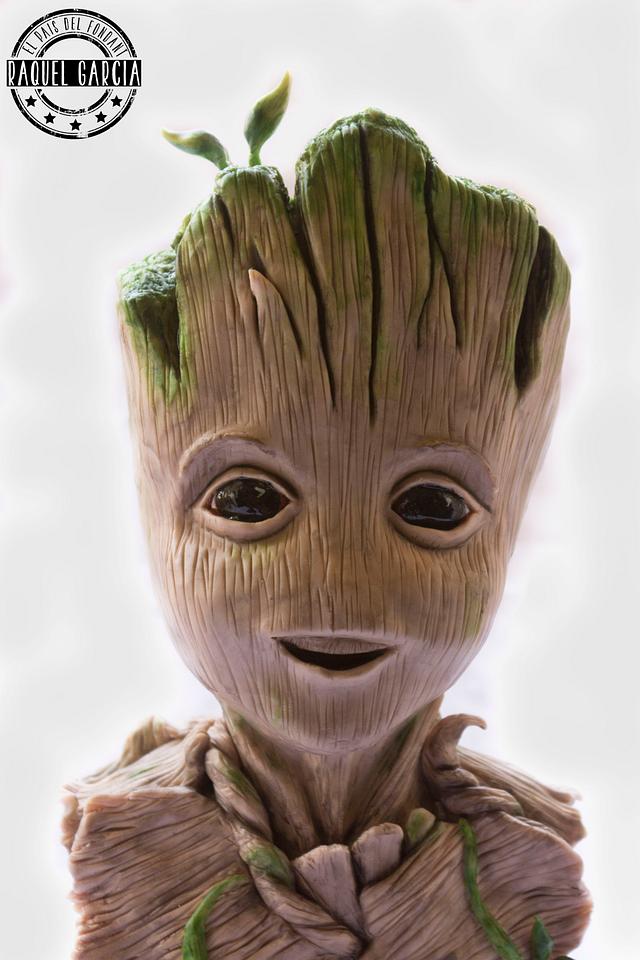 BUST BABY GROOT - Decorated Cake by Raquel García - CakesDecor