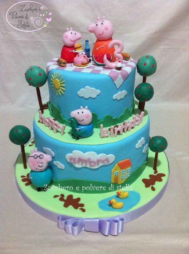 Peppa Pig Birthday Cake - Decorated Cake by Zucchero e - CakesDecor