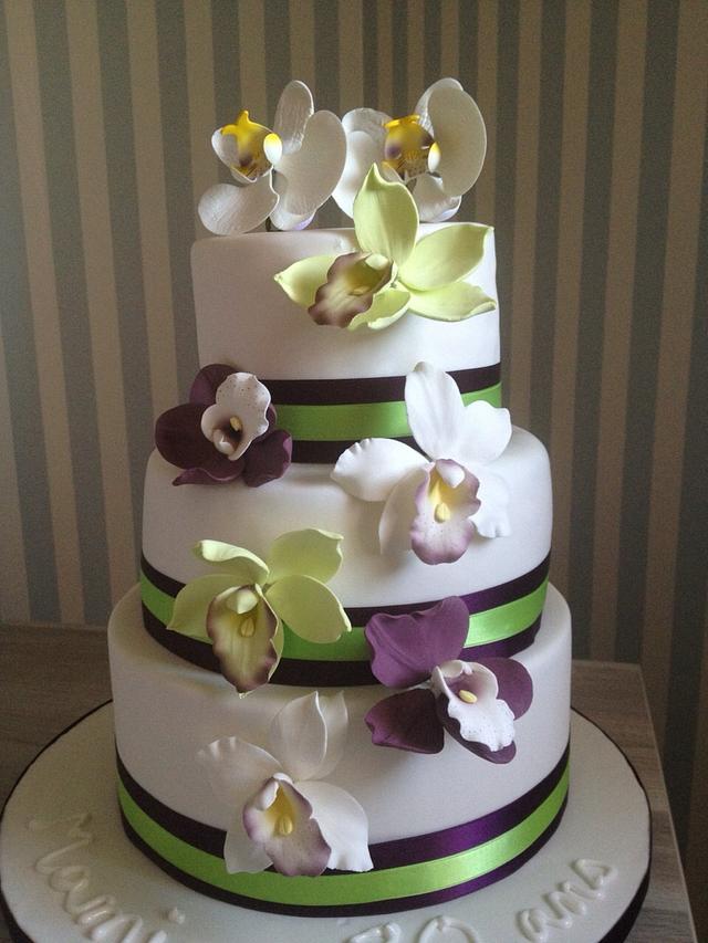 Gateau orchidées - Decorated Cake by MyJewelryCake - CakesDecor