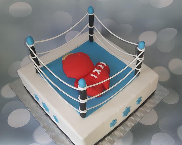 Boxing cake.