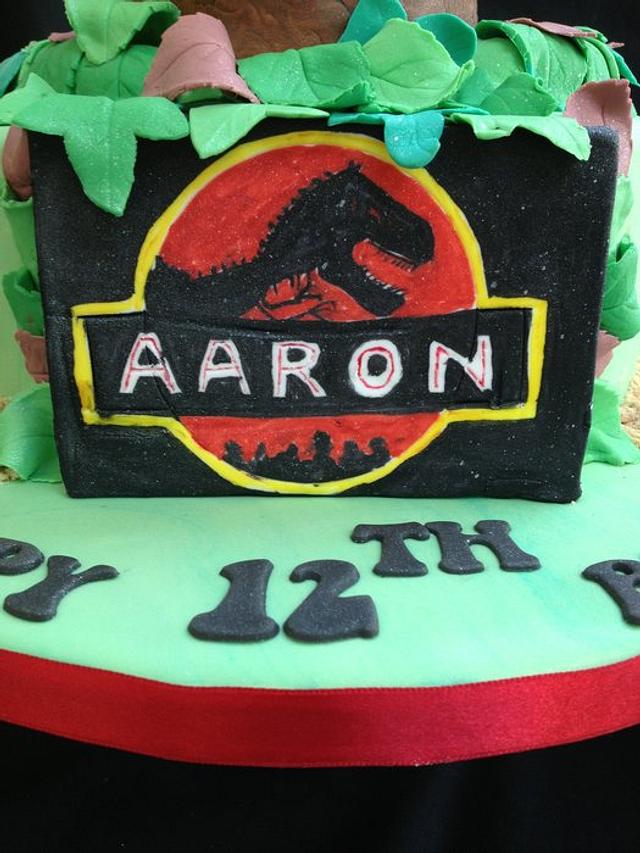 Aarons Allosaurus Cake! - Cake by Kazza - CakesDecor