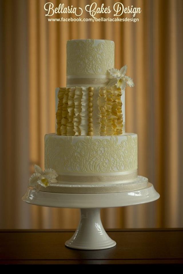 Ivory And Gold Wedding Cake With Edible Lace And Sugar Cakesdecor