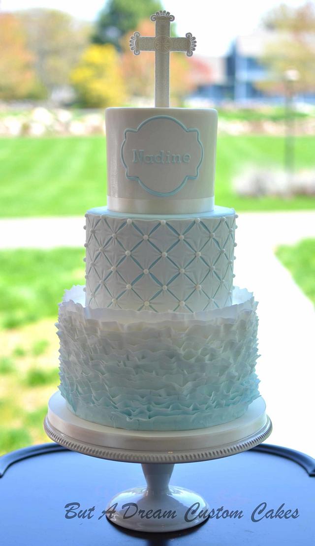 First communion cake - Cake by Elisabeth Palatiello - CakesDecor
