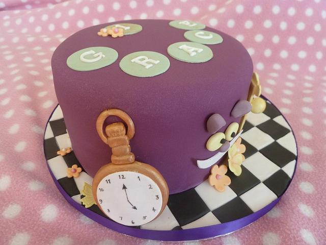 Alice in Wonderland Cake - Tea Party Theme 