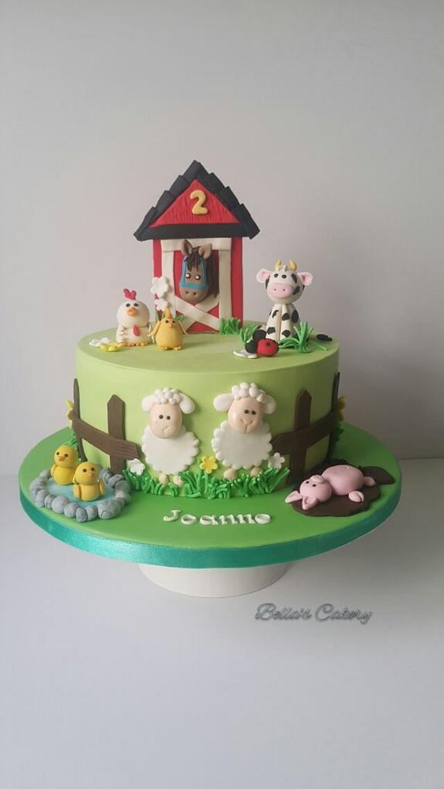 Barn animals!! - Decorated Cake by Bella's Cakes - CakesDecor