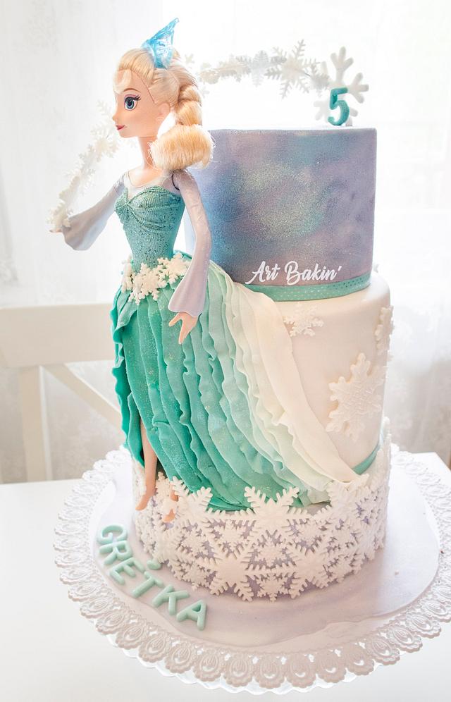 Frozen Elsa Cake - Cake by Art Bakin’ - CakesDecor