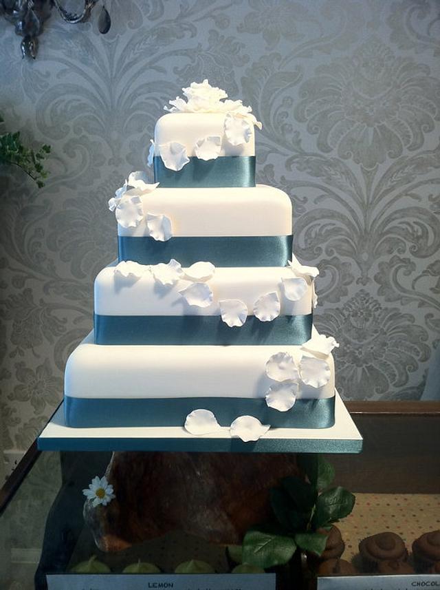 Winter white rose wedding cake
