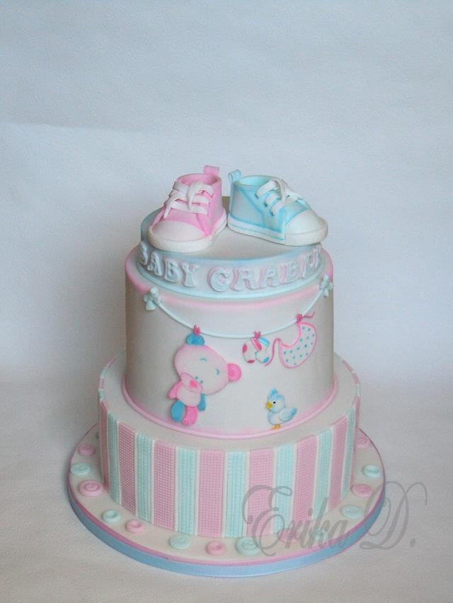 for baby - Decorated Cake by Derika - CakesDecor