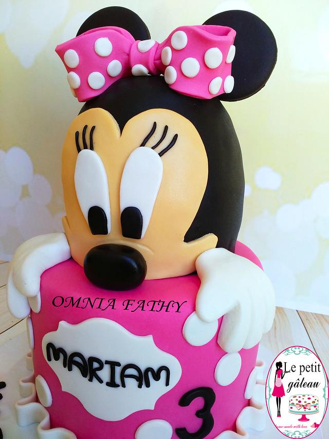 Minnie Mouse Cake Cake By Omnia Fathy Le Petit Gateau Cakesdecor