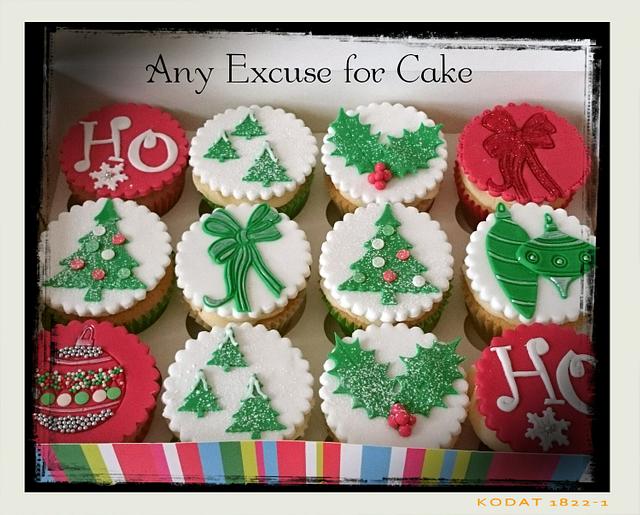 Christmas cupcakes - Decorated Cake by Any Excuse for - CakesDecor