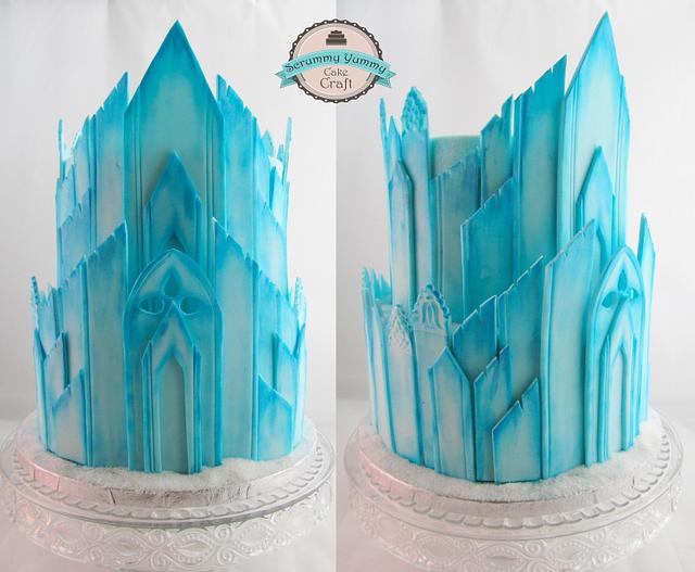 Frozen castle cake - Decorated Cake by Dorota L Szablicka - CakesDecor